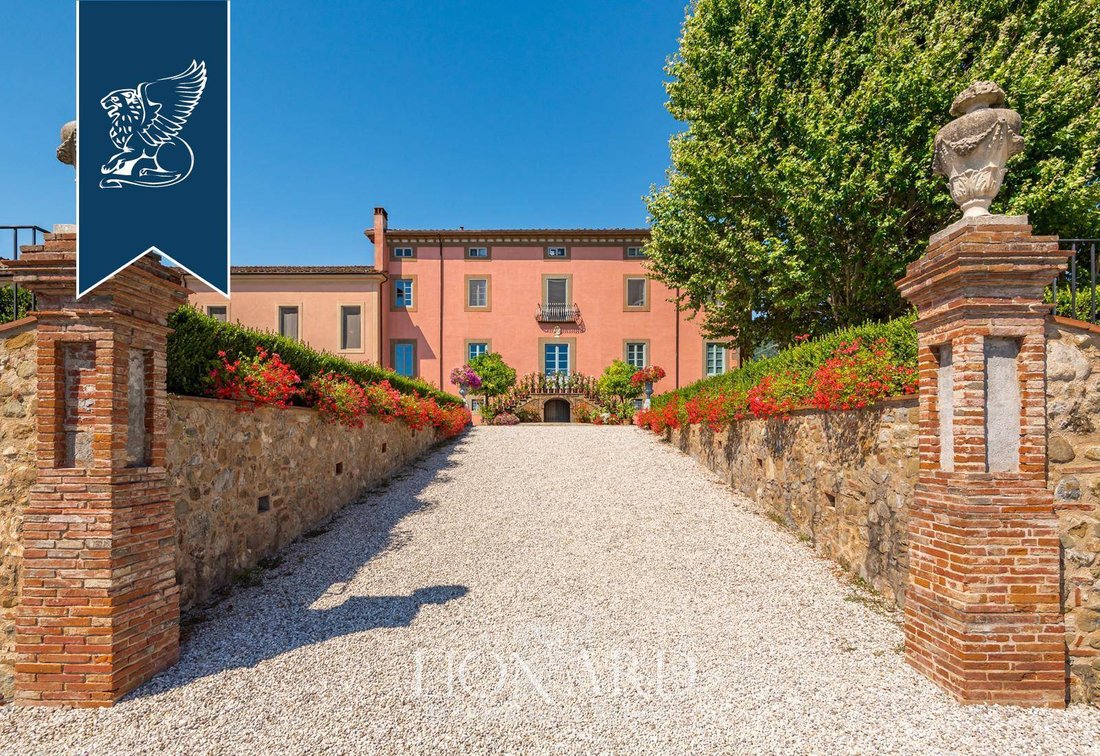 Villa in Camigliano, Capannori, Tuscany 2 - 13976248