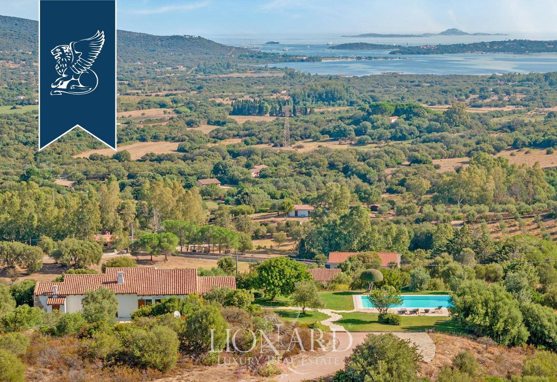 Villa in Porto Rotondo, Olbia, Sardinia 3 - 13976898