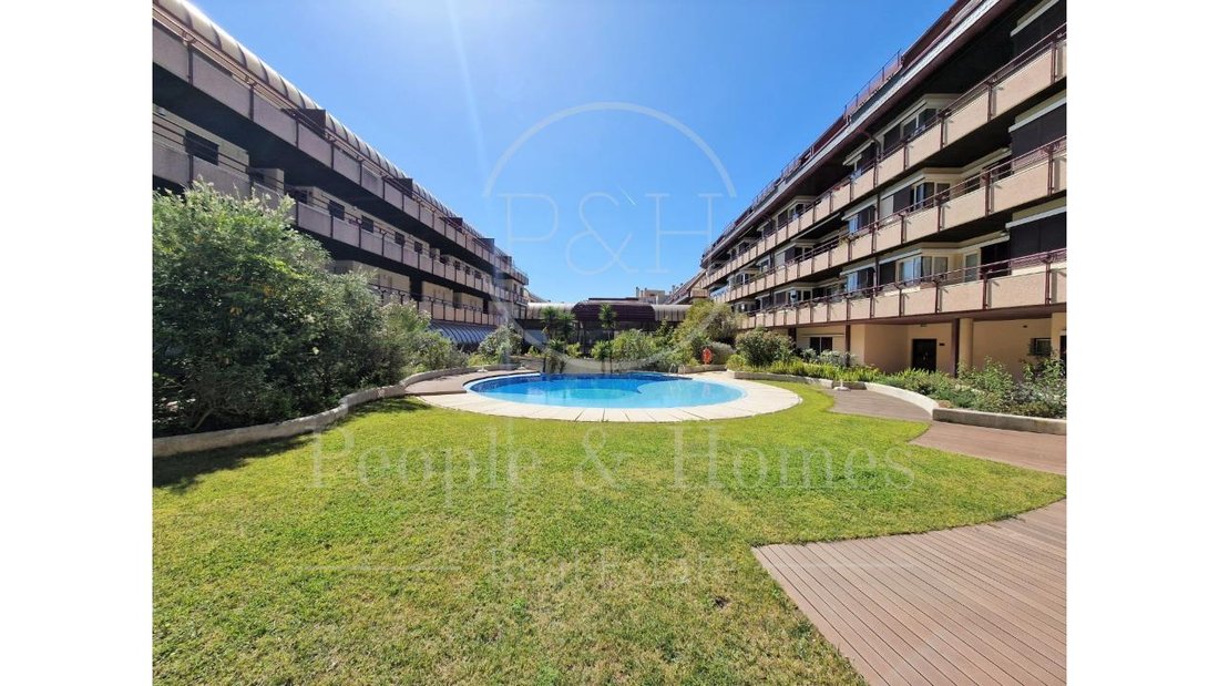 Apartment in Estoril, Cascais e Estoril, Lisbon 1 - 13976290