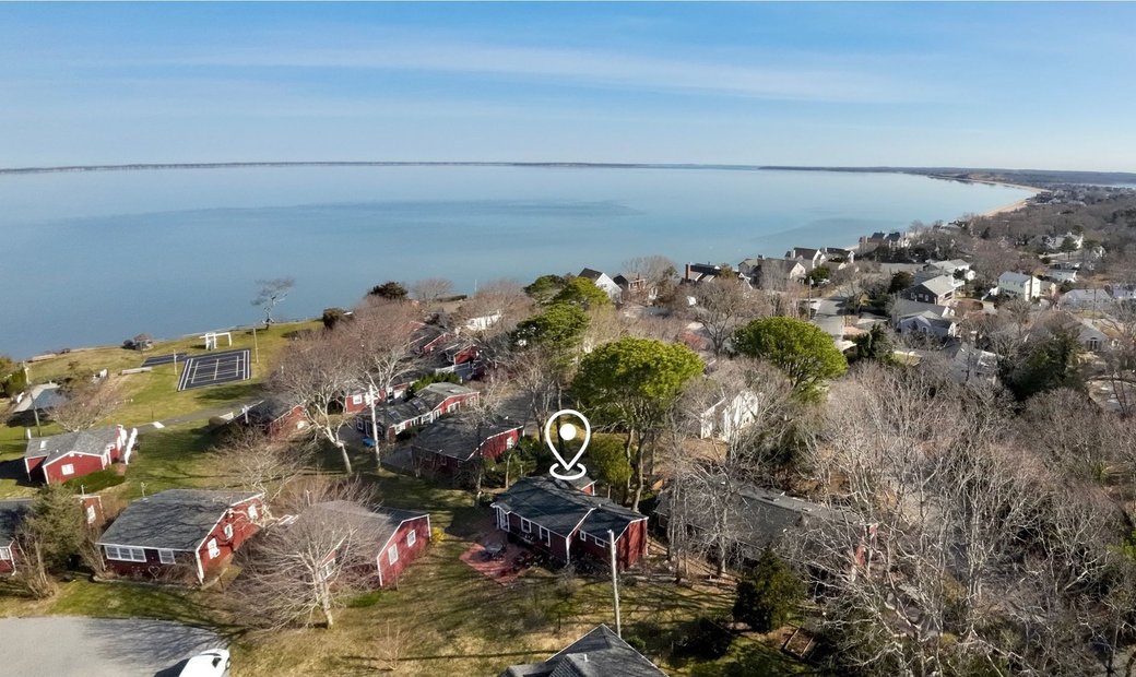 Coop Hampton Bays Dans Hampton Bays, état De New York, états Unis à Vendre (13975397)