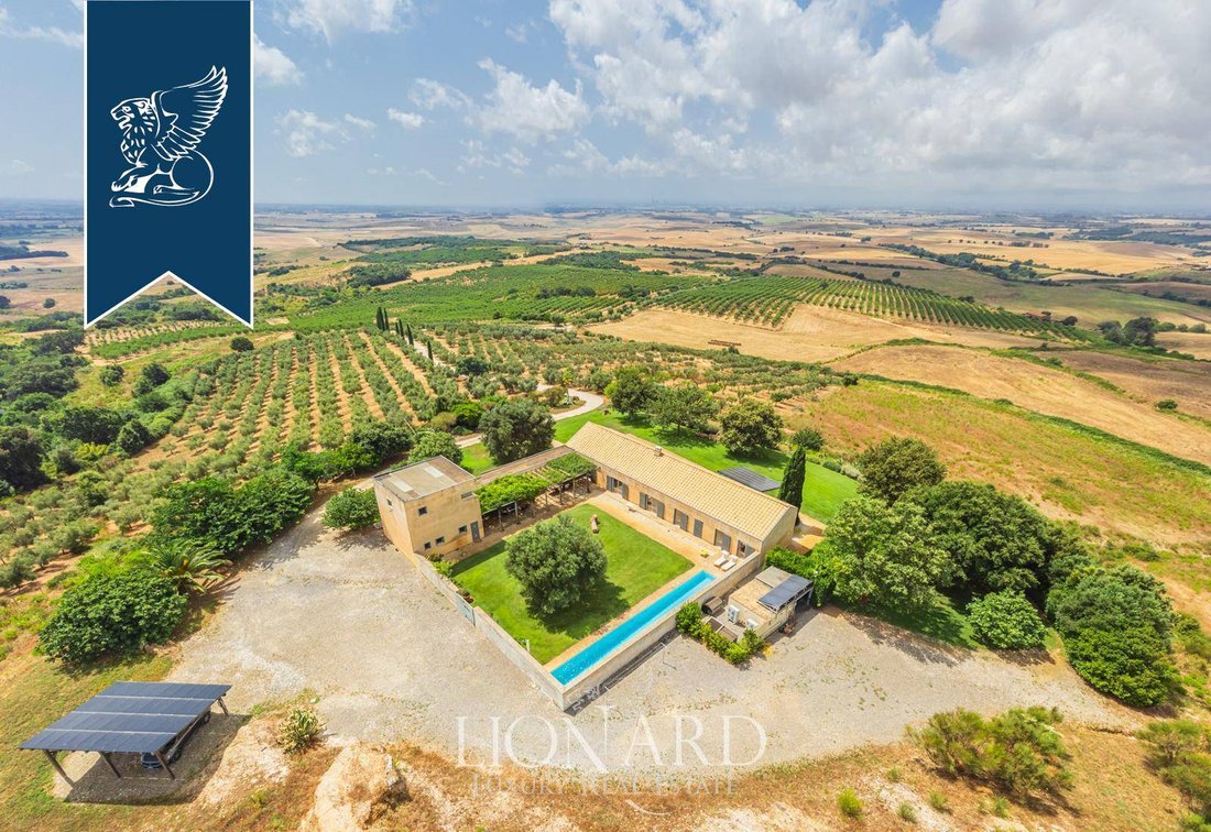 Villa in Manciano, Tuscany, Italy 5 - 13976460