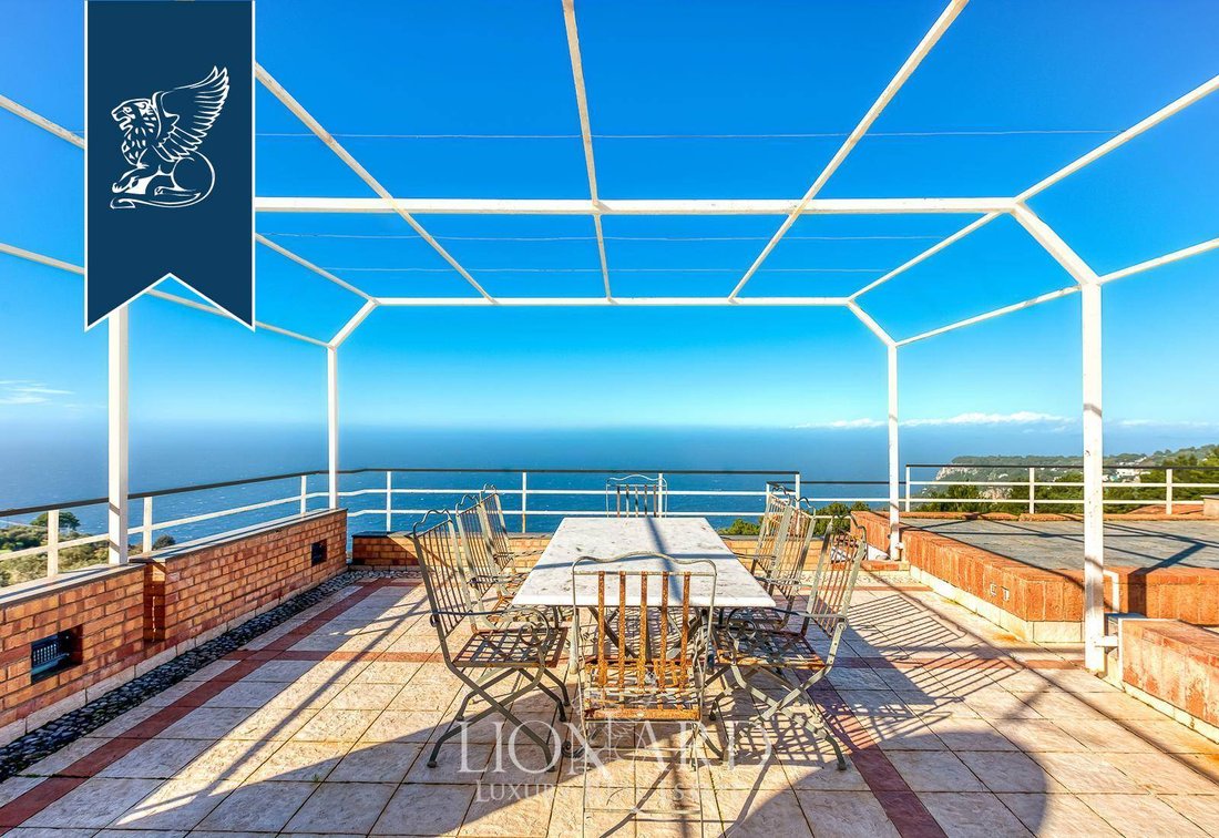 Elegant Villa For Sale In Anacapri With A View Of In Anacapri, Campania