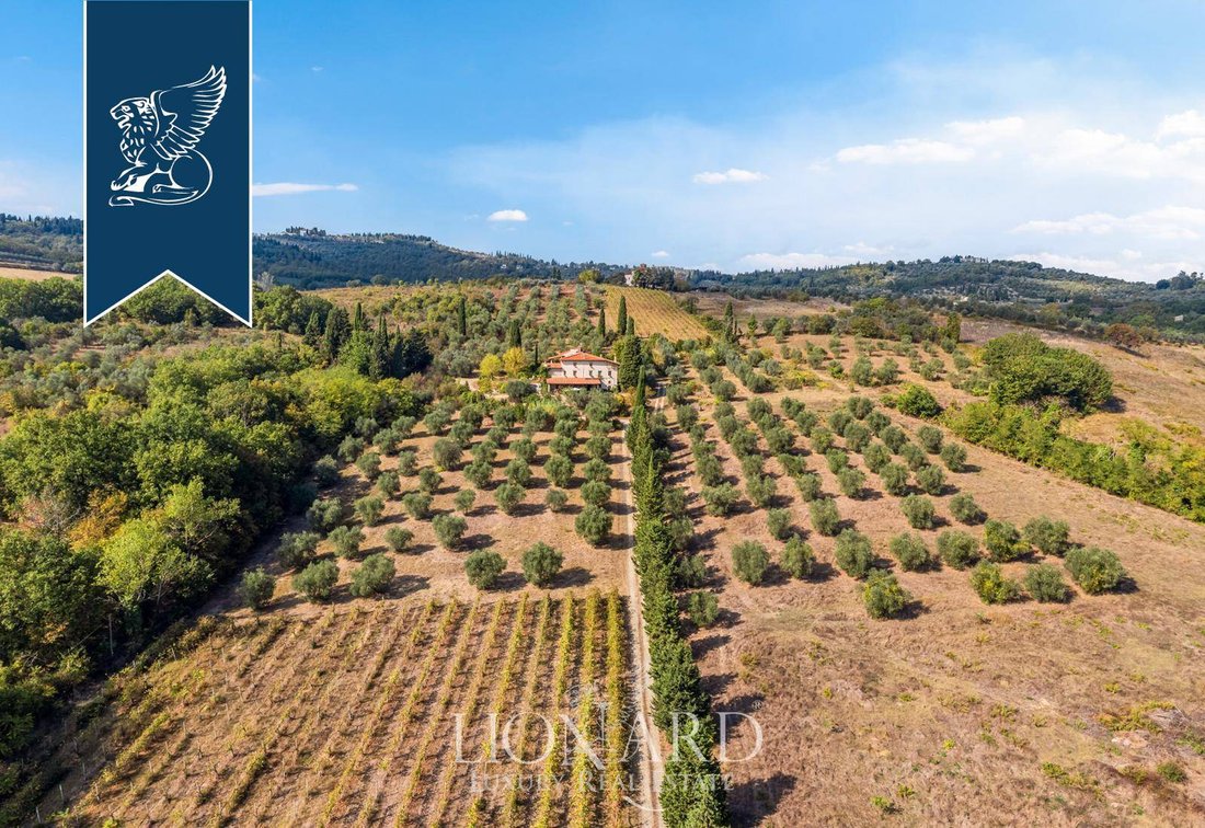 Villa in Rignano sull'Arno, Tuscany, Italy 2 - 13976493