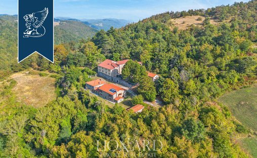 Villa in Palazzuolo sul Senio, Tuscany, Italy 1