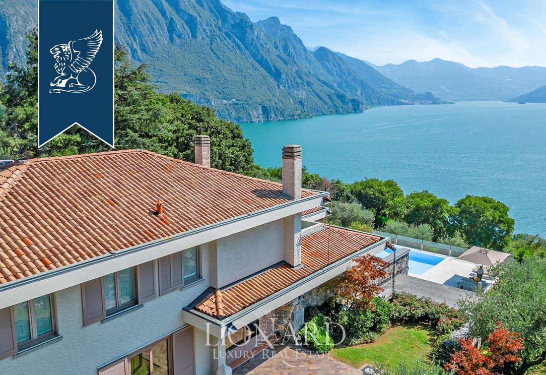 Majestic Modern Villa With A Panoramic Pool In Riva Di Solto, Lombardy