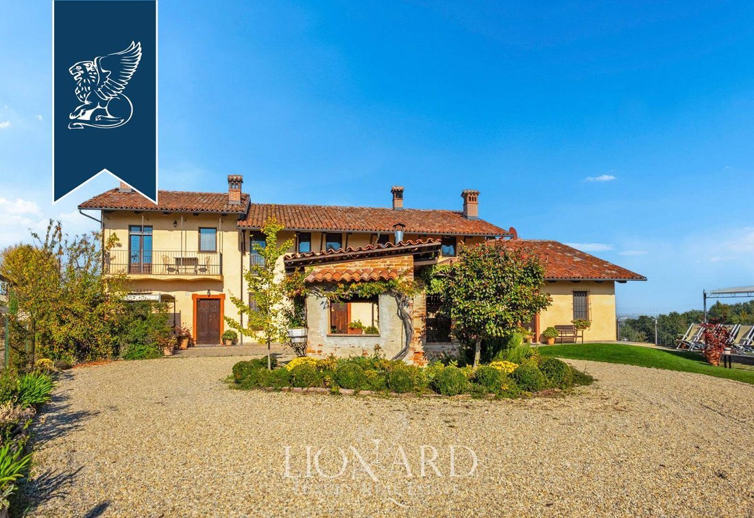 Villa in Narzole, Piedmont, Italy 1 - 13976657