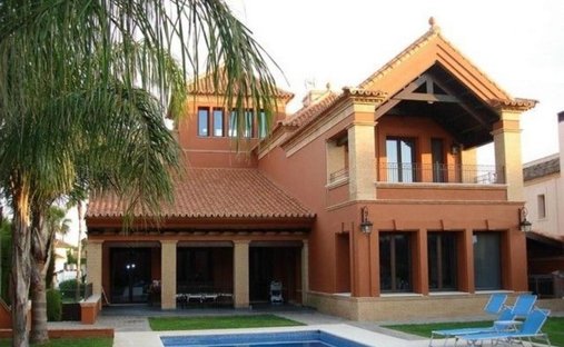 Villa en Bormujos, Andalucía, España 1
