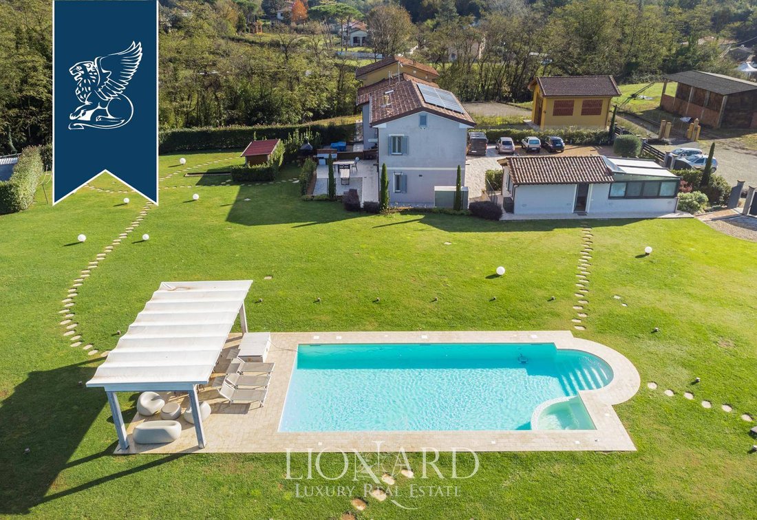 Villa in Capannori, Tuscany, Italy 3 - 13976048
