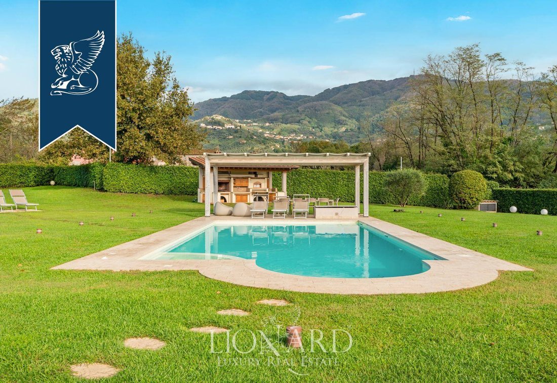 Villa in Capannori, Tuscany, Italy 2 - 13976048