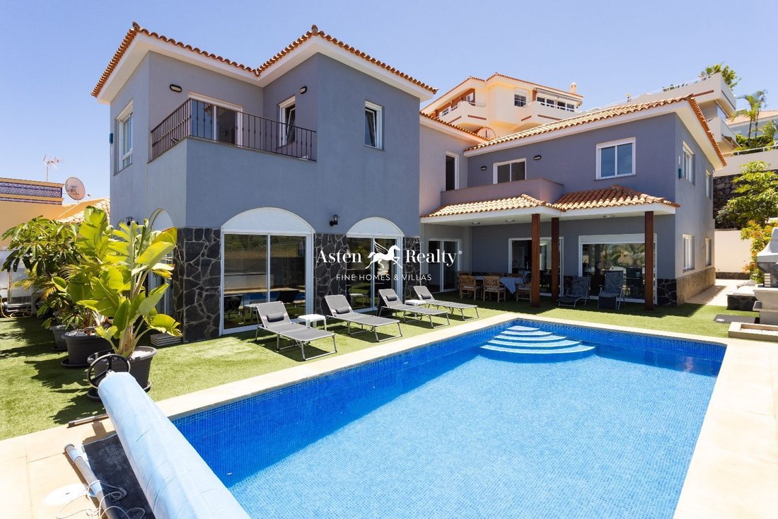 Villa in Puerto de la Cruz, Canary Islands, Spain 3 - 13977340