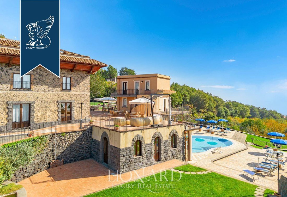 Villa in Roccella Valdemone, Sicily, Italy 1 - 13976552