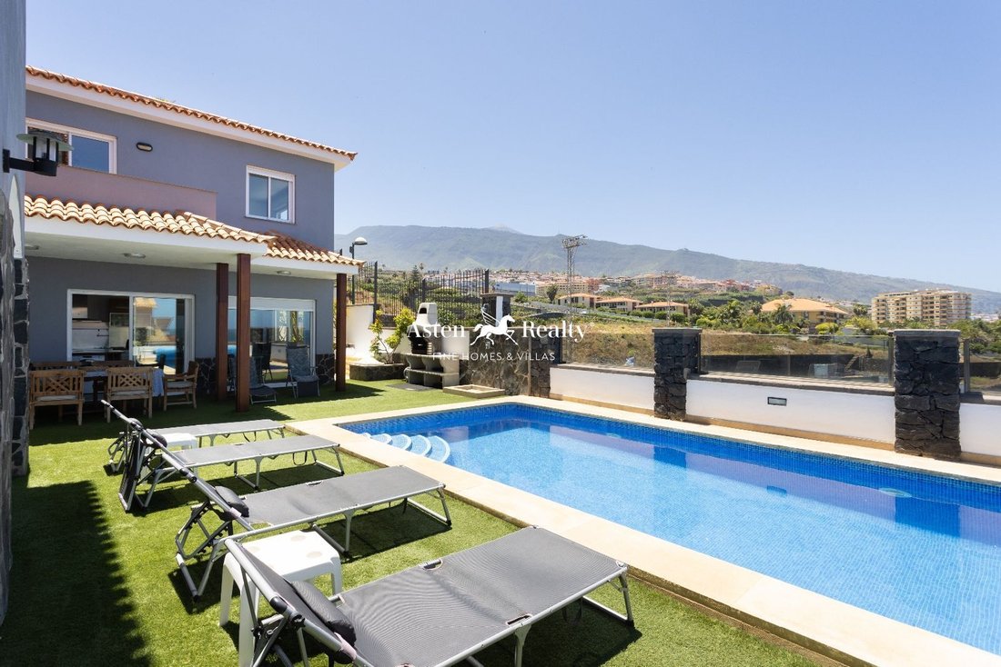 Villa in Puerto de la Cruz, Canary Islands, Spain 5 - 13977340