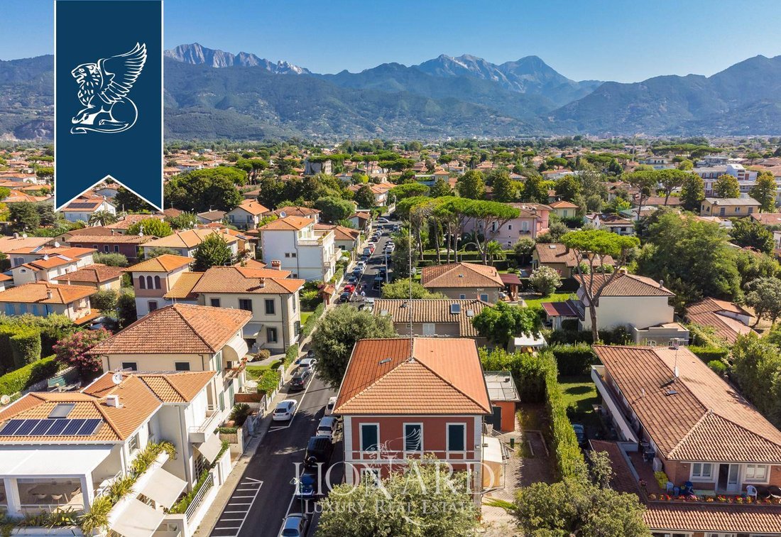 Villa in Center, Forte dei Marmi, Tuscany 4 - 13975917