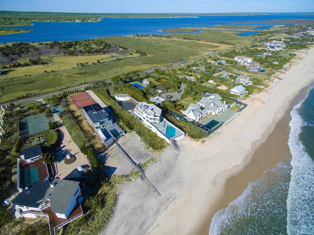 Dune Road Oceanfront In Quogue In Quogue, New York, United States For