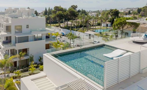 Penthouse in Estepona, Andalusia, Spain 1