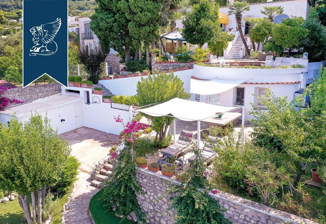 Villa in Anacapri, Campania, Italy 4 - 13976569