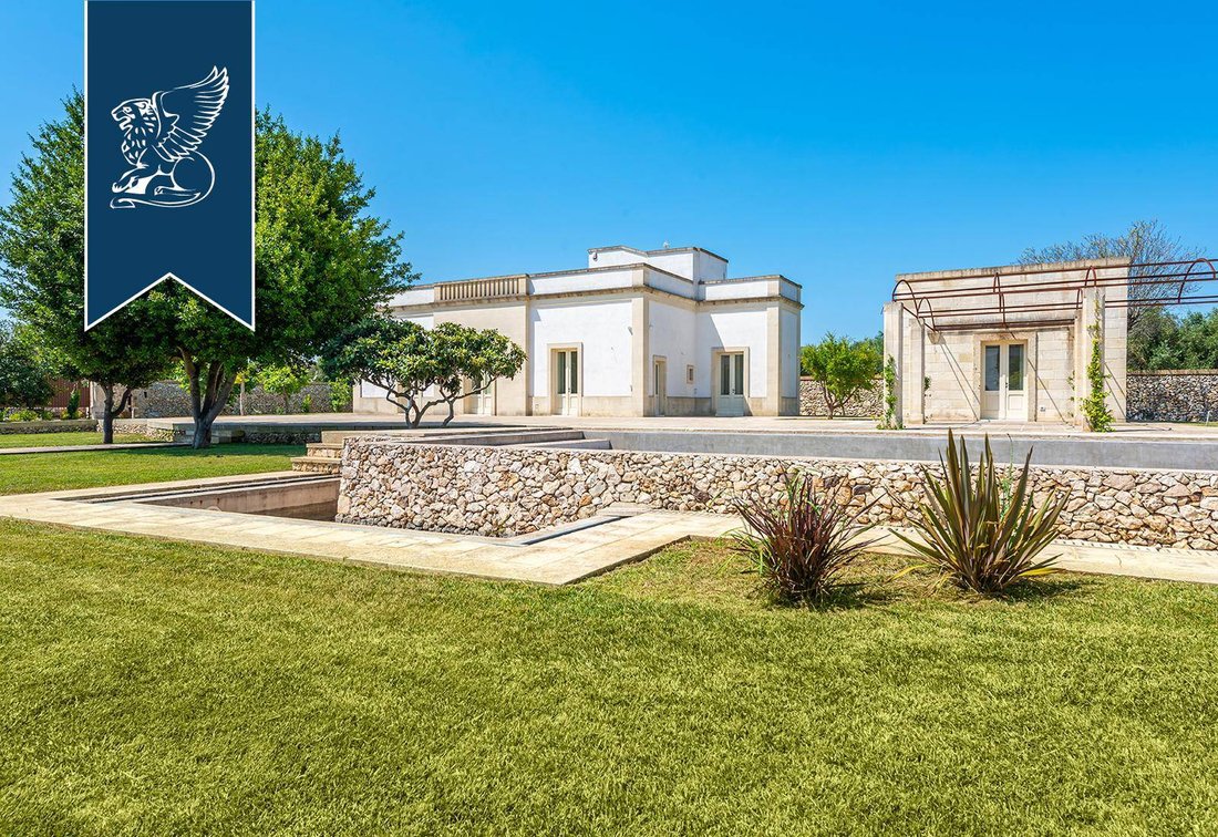 Villa in Maglie, Apulia, Italy 1 - 13976653
