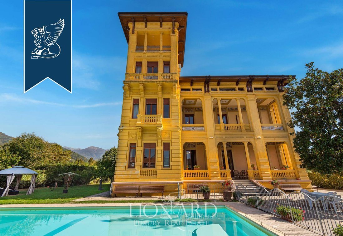 Villa in Barga, Tuscany, Italy 3 - 13976334