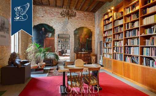 Castle for Sale in Vidigulfo, Lombardy, Italy