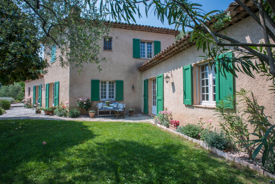 Villa in French Riviera, Provence-Alpes-Côte d'Azur, France 4 - 13977974
