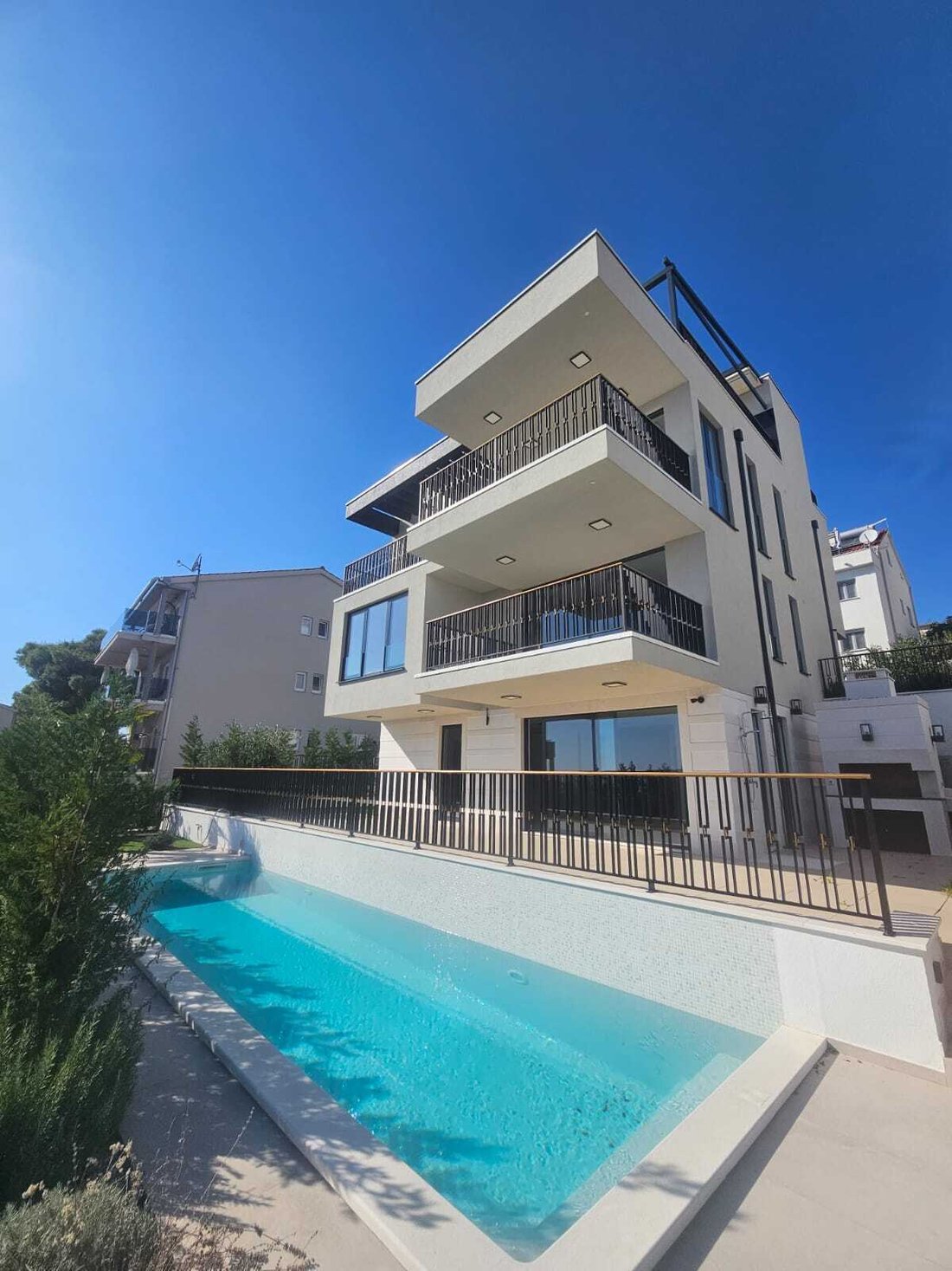 Villa in Okrug Gornji, Split-Dalmatia County, Croatia 1 - 13982231