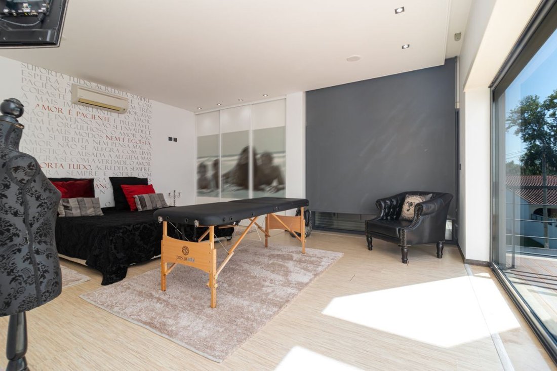 Villa in Alenquer (Santo Estevao e Triana), Lissabon, Portugal 2 - 13979935