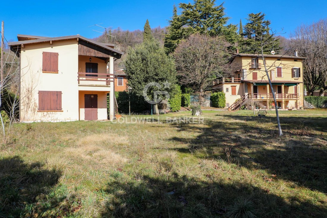 Villa in Salo, Lombardy, Italy 1 - 13980400