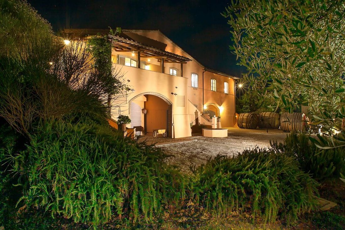 Farm Ranch in Montepulciano, Tuscany, Italy 1 - 13978993