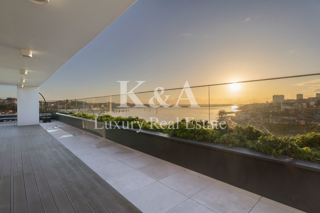 Apartment in Lordelo do Ouro e Massarelos, Porto District, Portugal 5 - 13978645