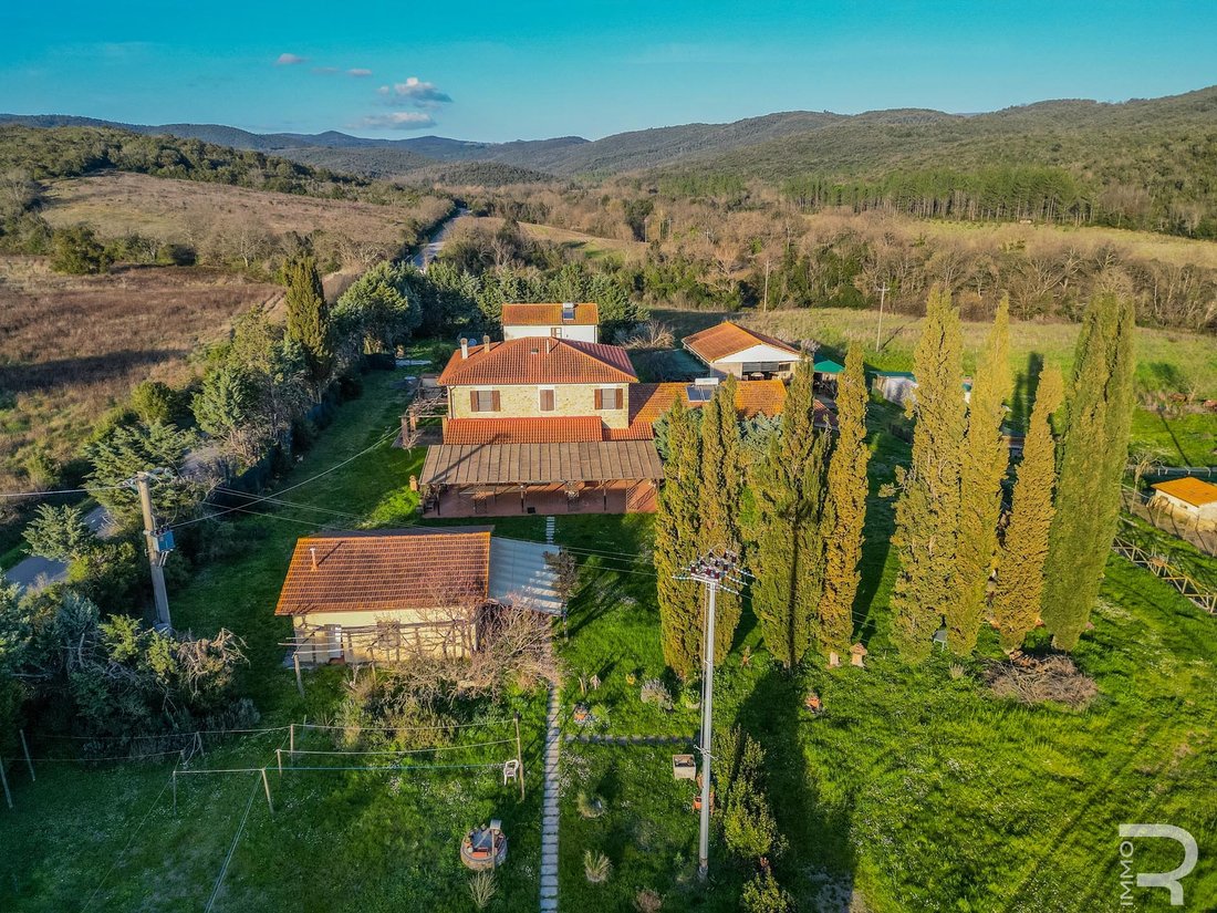 Farm Ranch in Sassetta, Tuscany, Italy 5 - 13983001