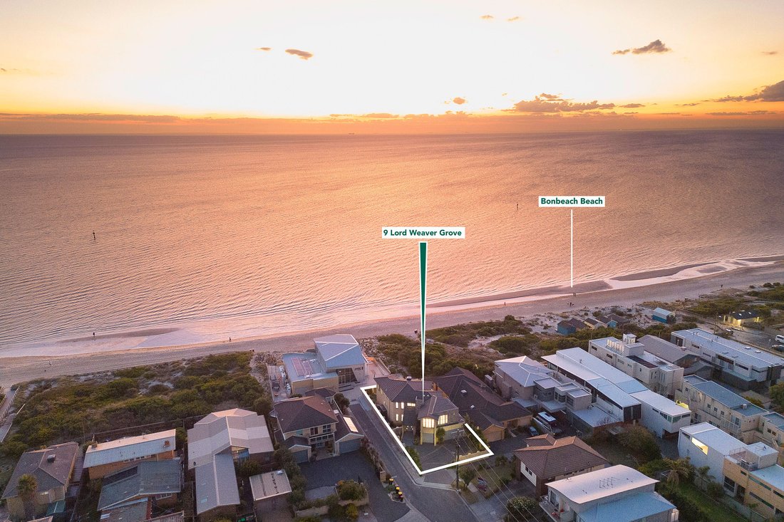 Prime Architectural Beachfront Home In Bonbeach, Victoria, Australia