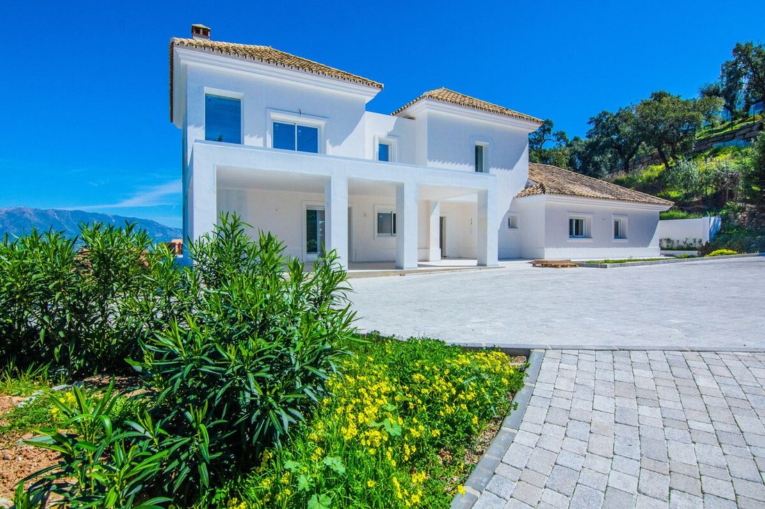 Villa in Elviria-Cabopino, Marbella, Spain 5 - 13986850