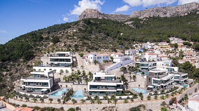 Villa in Calp / Calpe, Valencian Community, Spain 1 - 13983695