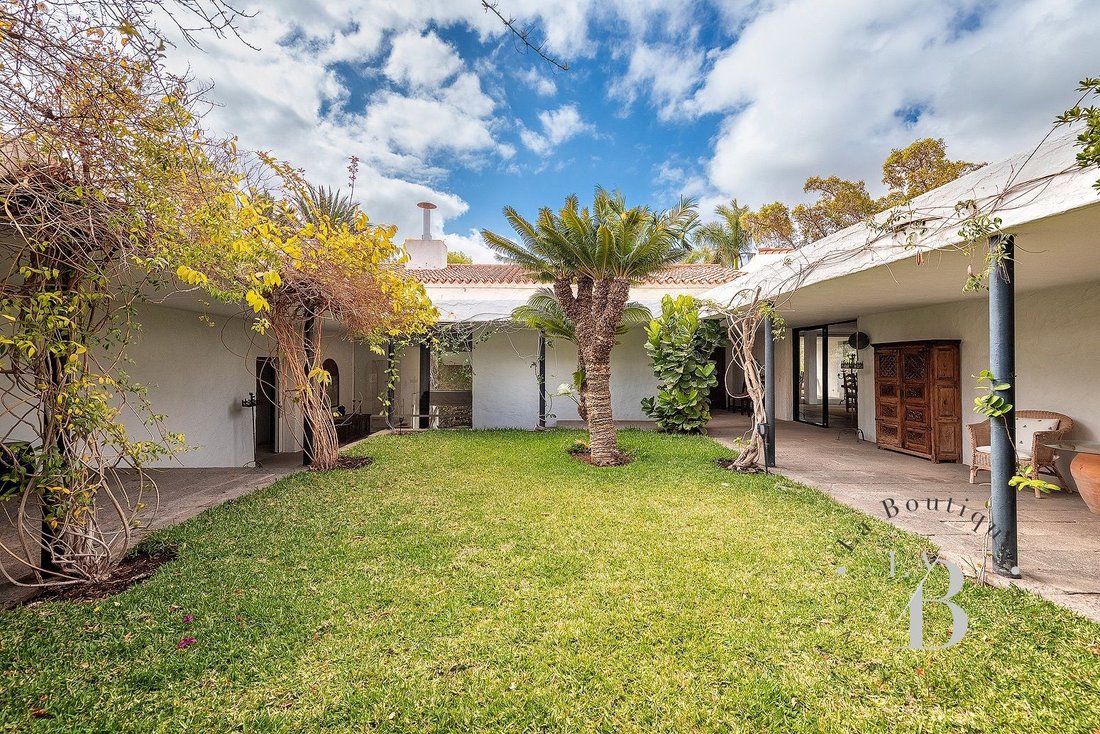 Villa in San Bartolome de Tirajana, Canary Islands, Spain 3 - 10867856