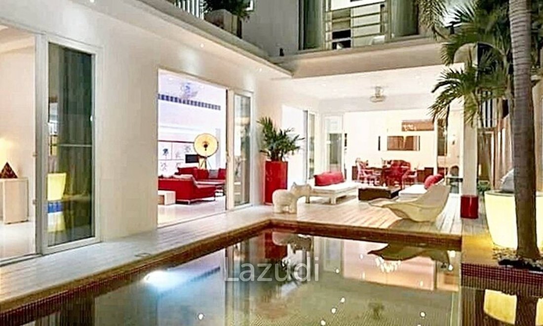 Villa in Pattaya City, Chon Buri, Thailand 1 - 12637298