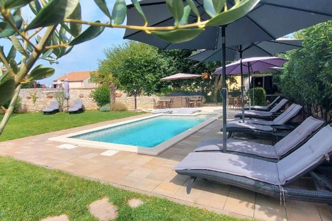 Villa in Bale, Istria County, Croatia 2 - 13985186