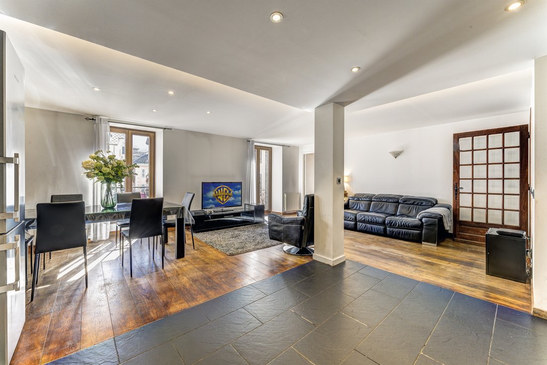 Apartment in Chamonix-Mont-Blanc, Auvergne-Rhône-Alpes, France 1 - 13987915