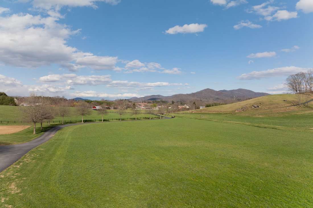 Waynesville In Waynesville, North Carolina, United States For Sale