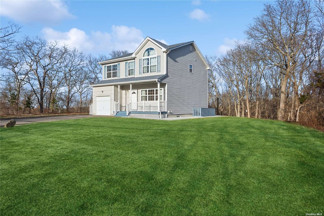 Farm/Ranch Farmingville In Farmingville, New York, United States For