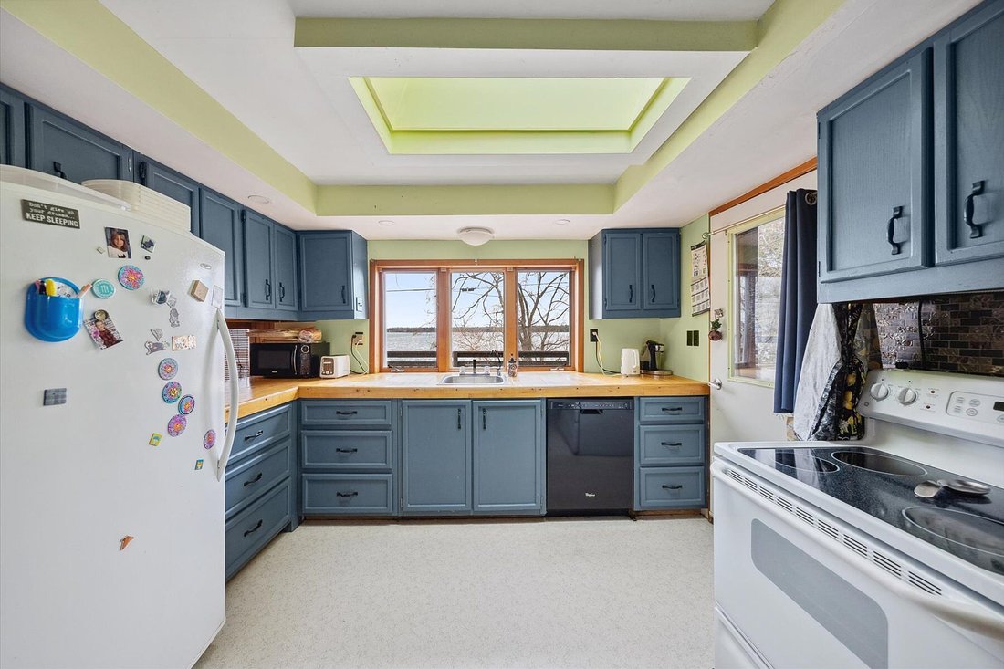 Dunsford Kawartha Lakes In Kawartha Lakes, Ontario, Canada For Sale (13989609)