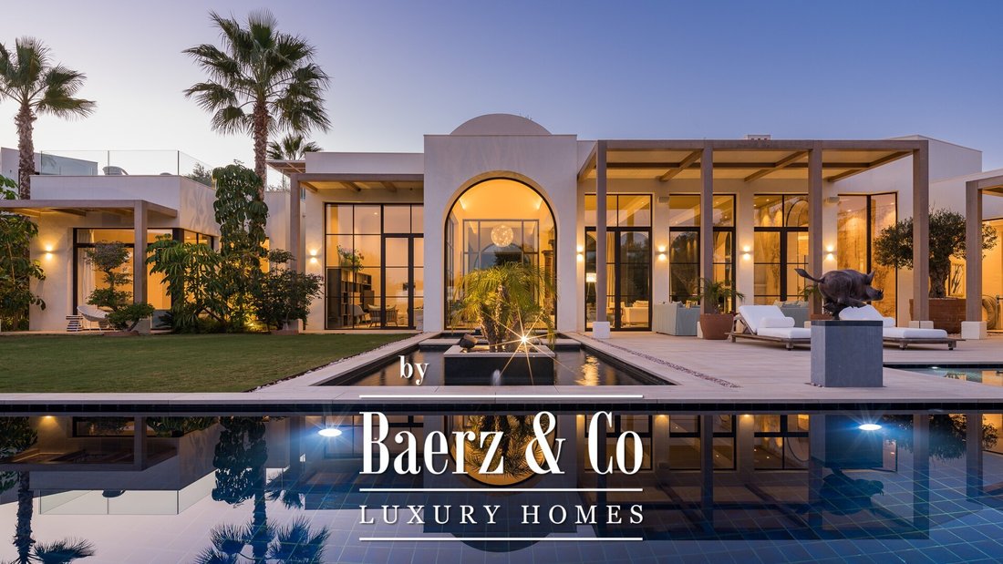 Villa in Sotogrande, San Roque, Andalusia 2 - 13993087