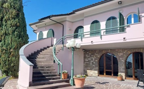 Villa in Center, Cerreto Guidi, Tuscany 1
