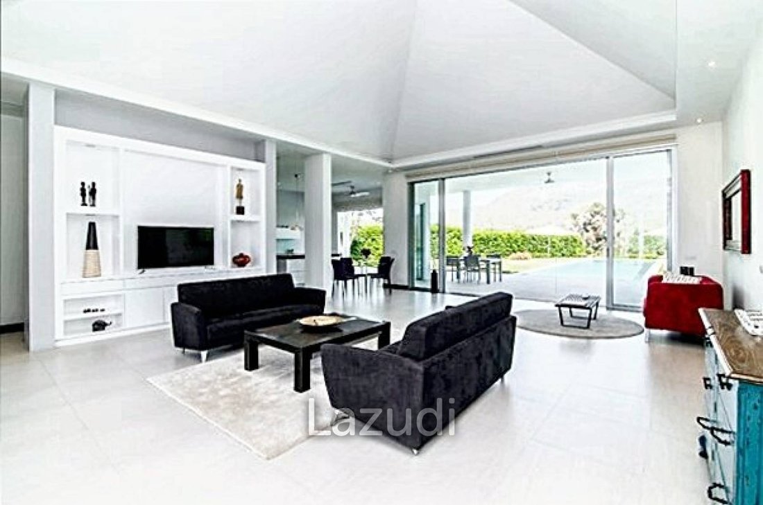 Villa in Hin Lek Fai, Prachuap Khiri Khan, Thailand 5 - 12635447