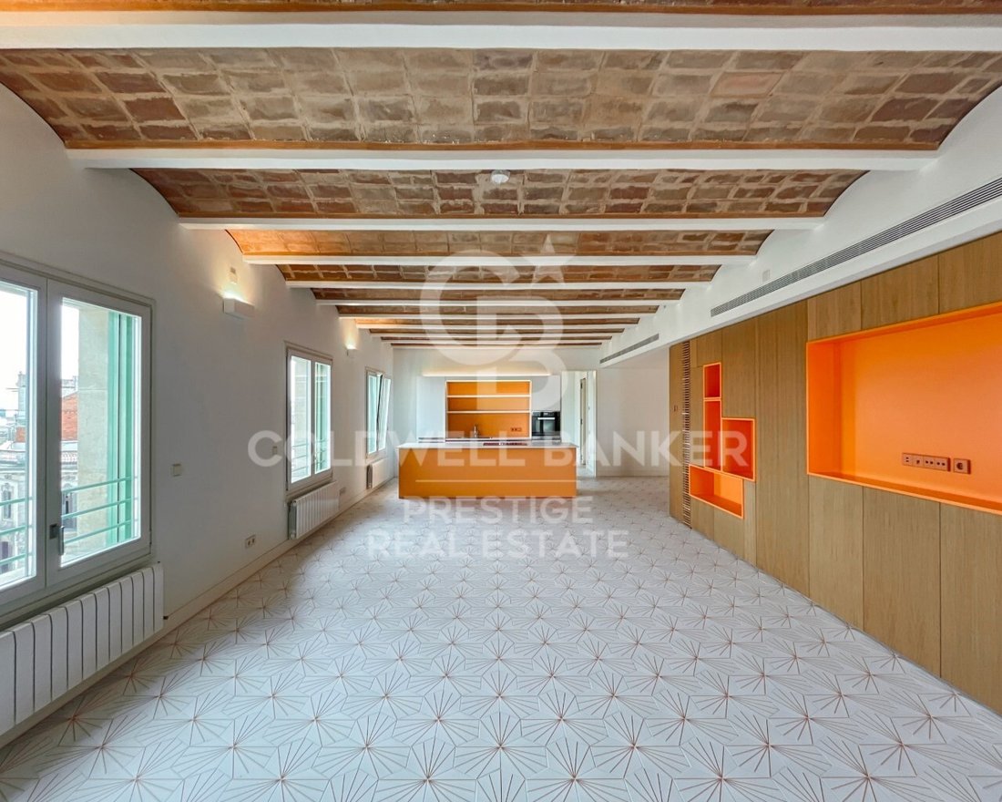 Apartment in Eixample, Barcelona, Spain 4 - 13990727