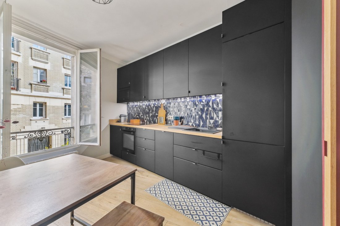 Wohnung in Amiraux-Simplon-Poissonniers, Paris 18e Arrondissement, Paris 3 - 13993207
