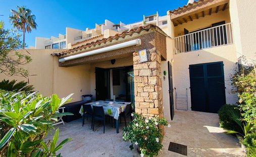 House in Est, Cogolin, France 1