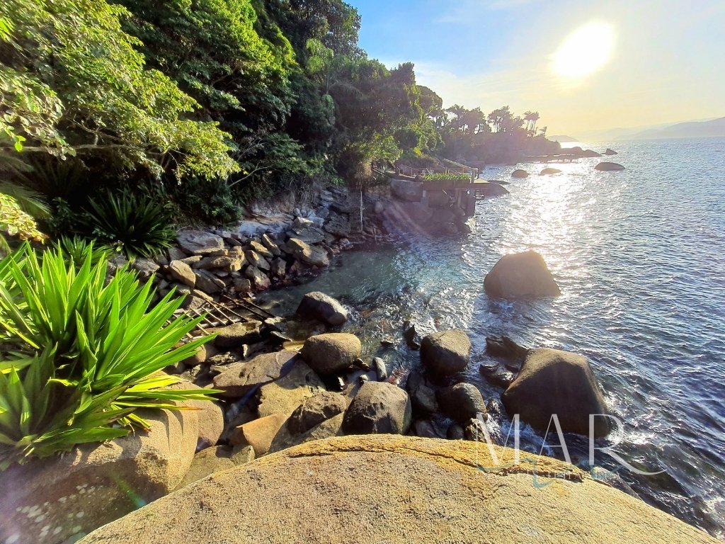 Land in Ilhabela, State of São Paulo, Brazil 1 - 13993350