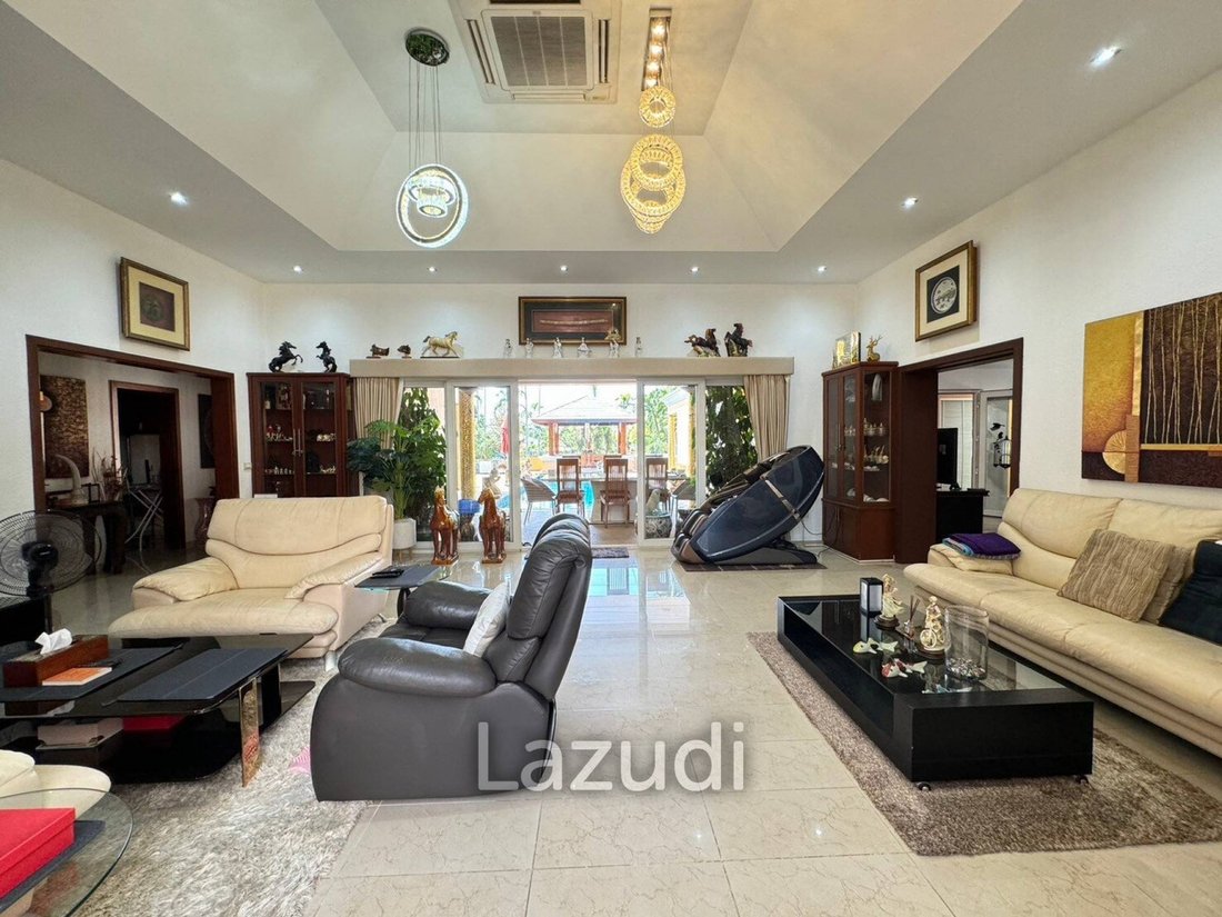 Villa in Pattaya City, Chon Buri, Thailand 3 - 13998695