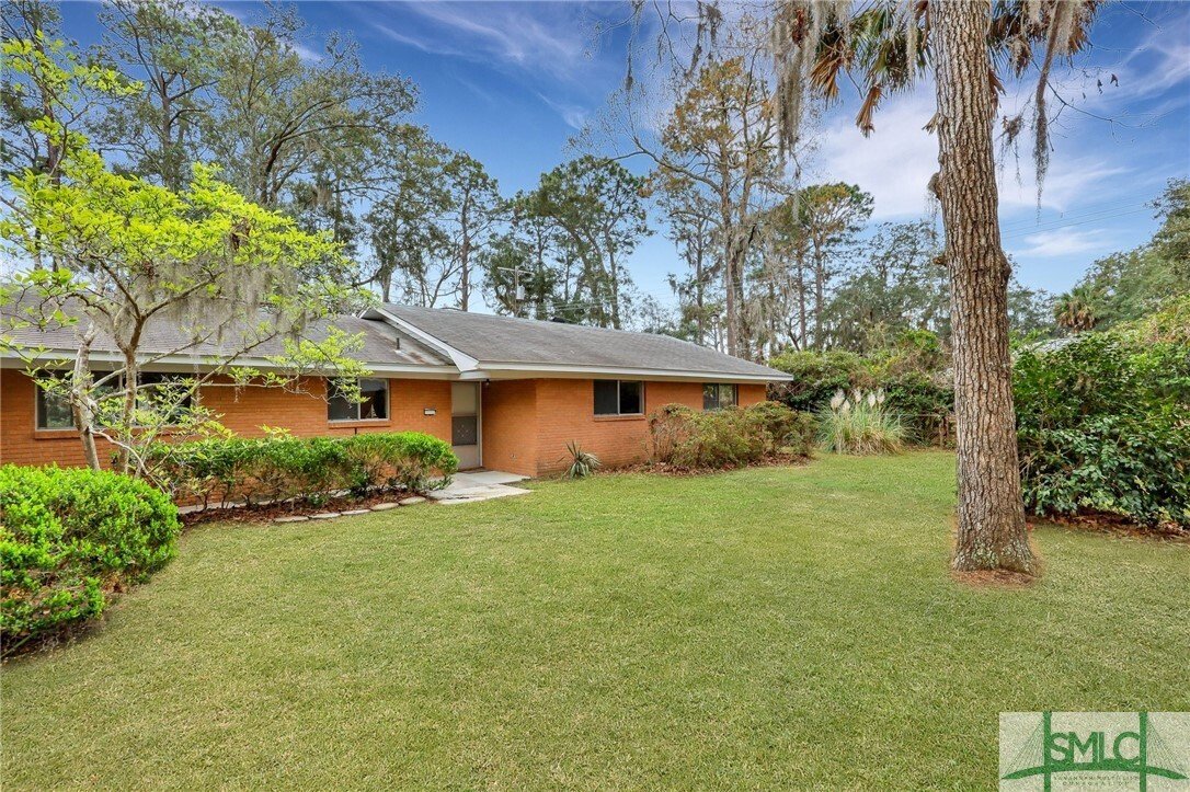 243 Suncrest Boulevard In Savannah, United States For Sale