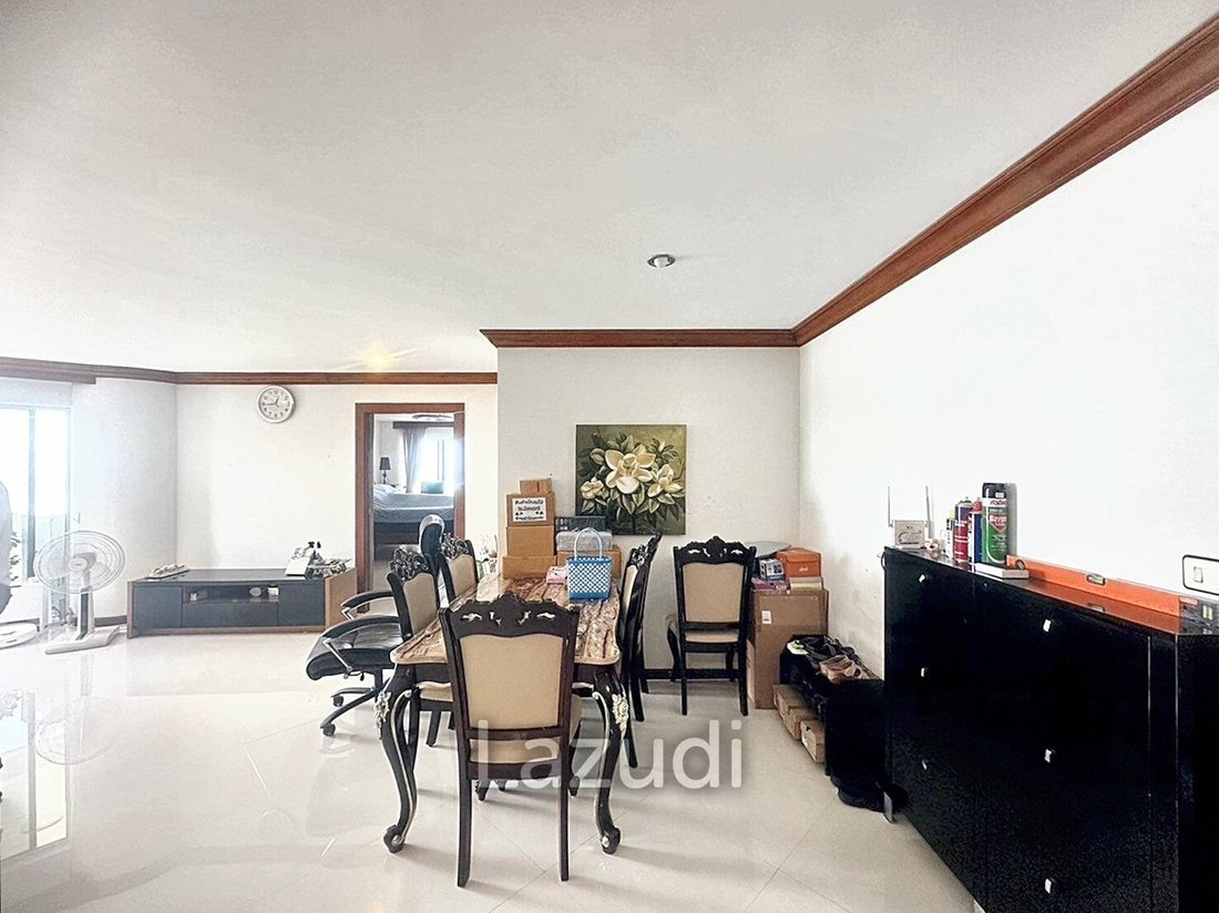 Apartment in Pattaya City, Chon Buri, Thailand 2 - 13998384